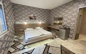 De Luxe Studio Burgas, City Center
